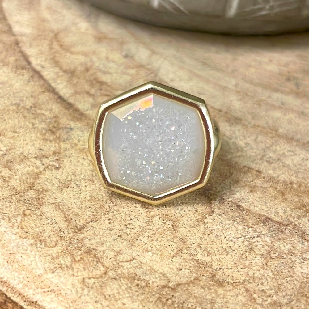 Kendra Scott large white drusy stone ring in gold adjustable size M/L EXC COND